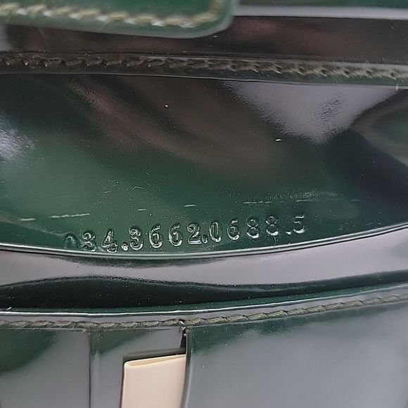 GUCCI BIFOLD - Picture 3 of 6